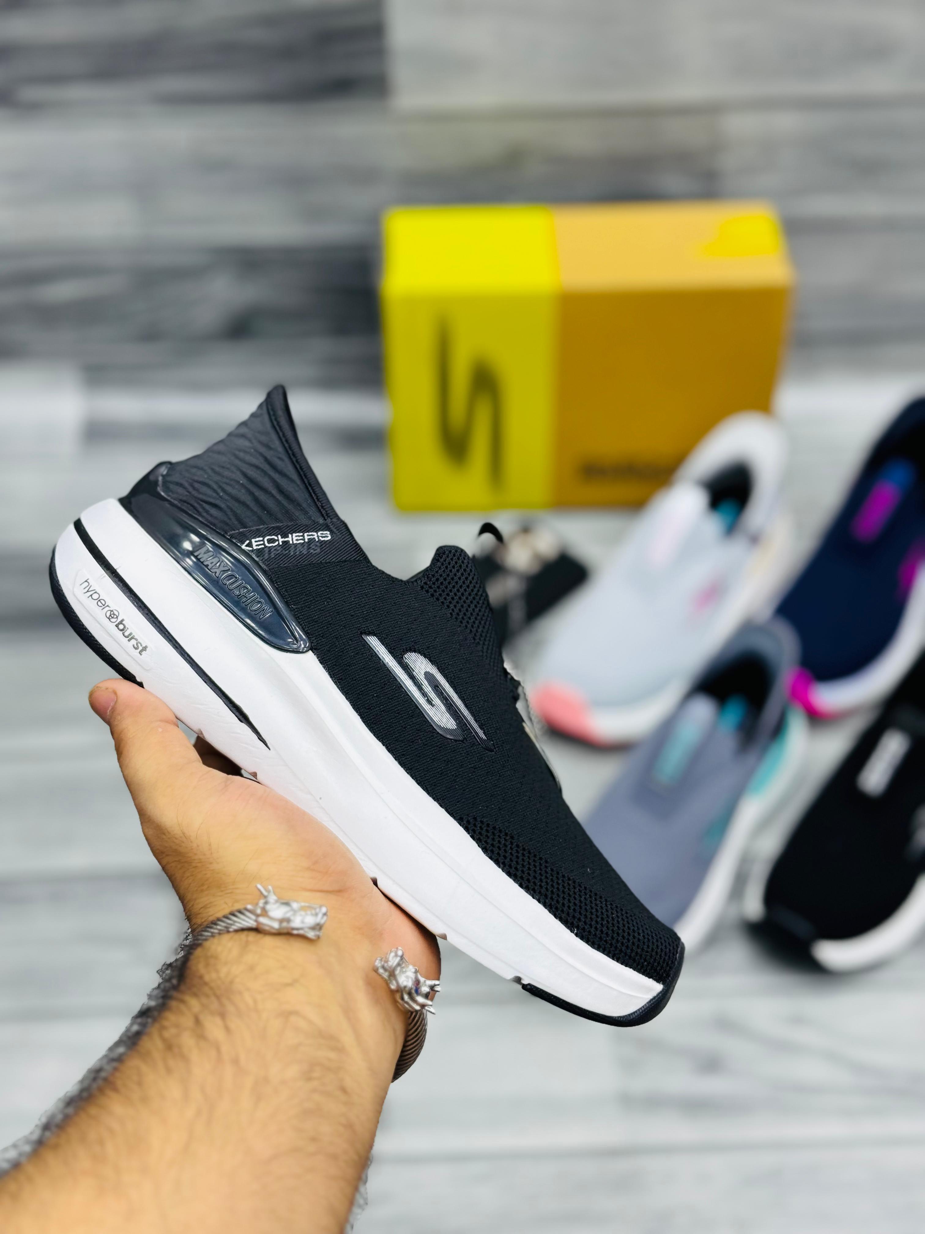 𝗦𝗸𝗲𝗰𝗵𝗲𝗿𝘀 𝗛𝘆𝗽𝗲𝗿 𝗕𝘂𝗿𝘀𝘁 – 𝗪𝗼𝗺𝗲𝗻’𝘀 𝗖𝗼𝗹𝗹𝗲𝗰𝘁𝗶𝗼𝗻 - 𝗕𝗹𝗮𝗰𝗸 𝗦𝗶𝗹𝘃𝗲𝗿