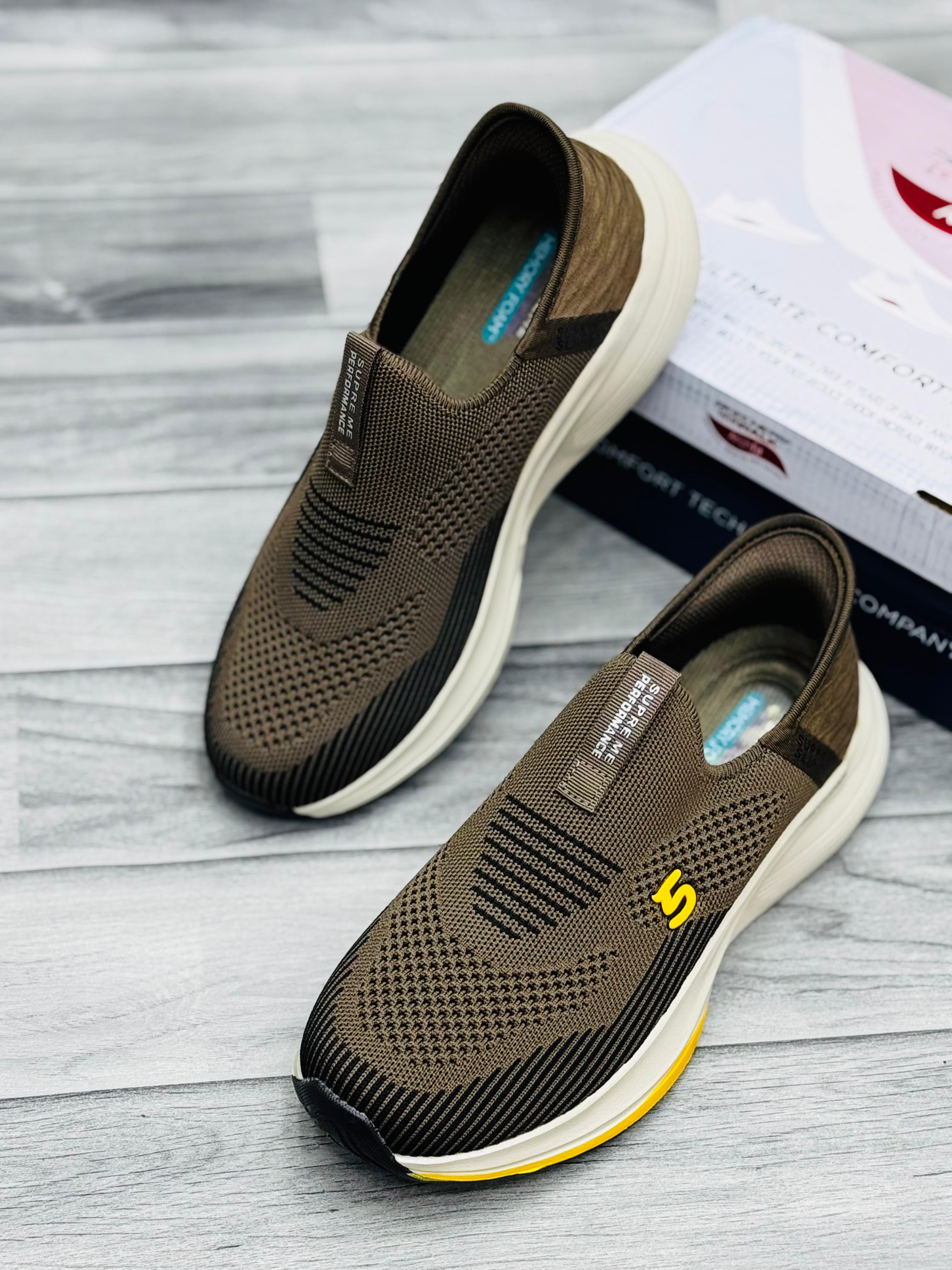 𝗦𝗸𝗲𝗰𝗵𝗲𝗿𝘀 𝗦𝘂𝗽𝗿𝗲𝗺𝗲 𝗠𝗮𝘅 𝗖𝘂𝘀𝗵𝗶𝗼𝗻 𝗠𝗲𝗺𝗼𝗿𝘆 𝗙𝗼𝗮𝗺 - 𝗖𝗼𝗳𝗳𝗲𝗲 𝗕𝗿𝗼𝘄𝗻