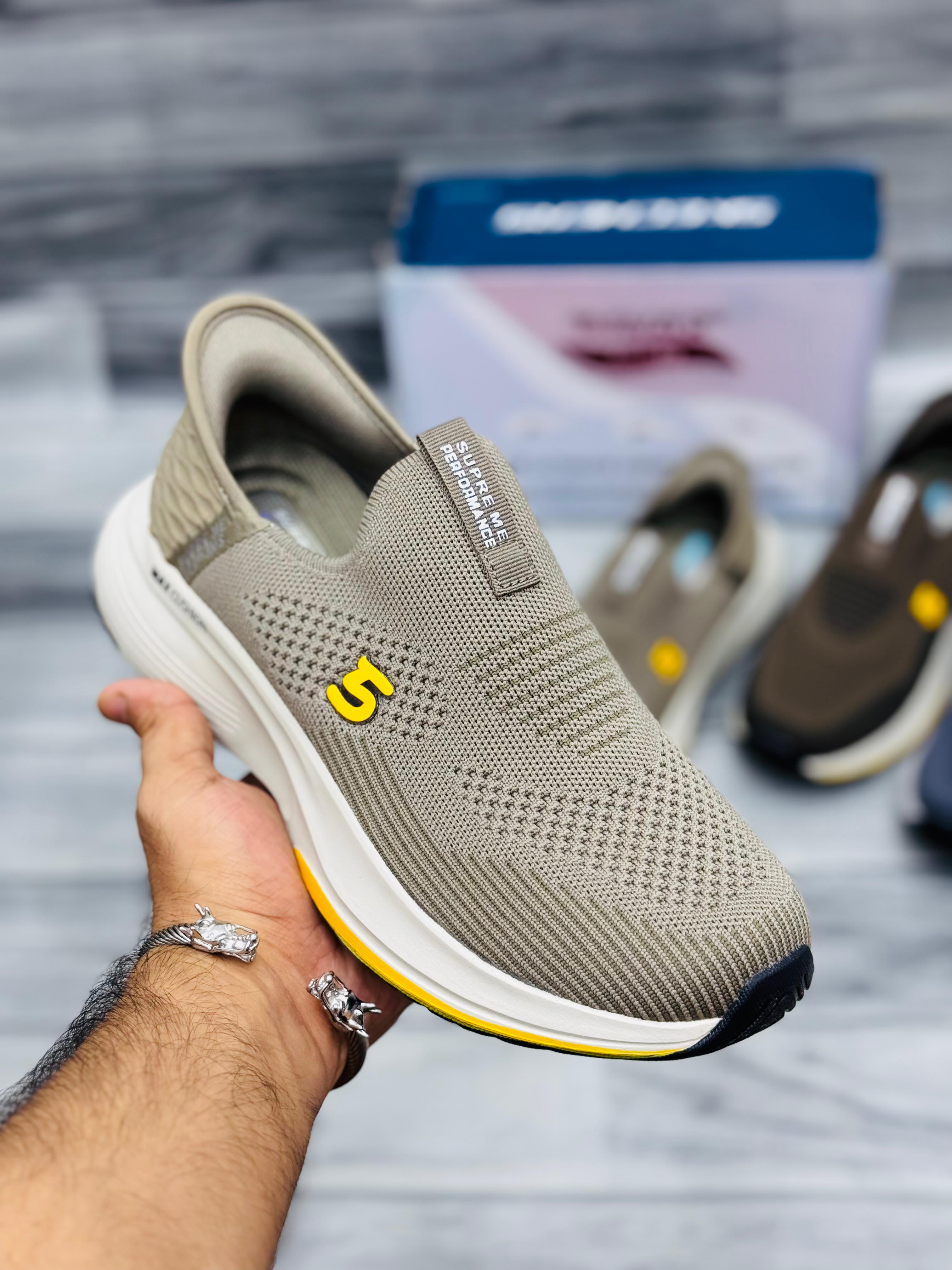 𝗦𝗸𝗲𝗰𝗵𝗲𝗿𝘀 𝗦𝘂𝗽𝗿𝗲𝗺𝗲 𝗠𝗮𝘅 𝗖𝘂𝘀𝗵𝗶𝗼𝗻 𝗠𝗲𝗺𝗼𝗿𝘆 𝗙𝗼𝗮𝗺 - 𝗢𝗹𝗶𝘃𝗲 𝗚𝗿𝗲𝗲𝗻