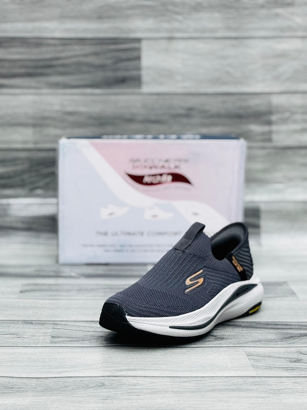 𝗦𝗸𝗲𝗰𝗵𝗲𝗿𝘀 𝗦𝘂𝗽𝗿𝗲𝗺𝗲 𝗠𝗮𝘅 𝗖𝘂𝘀𝗵𝗶𝗼𝗻 𝗠𝗲𝗺𝗼𝗿𝘆 𝗙𝗼𝗮𝗺 - 𝗡𝗮𝘃𝘆 𝗕𝗹𝘂𝗲