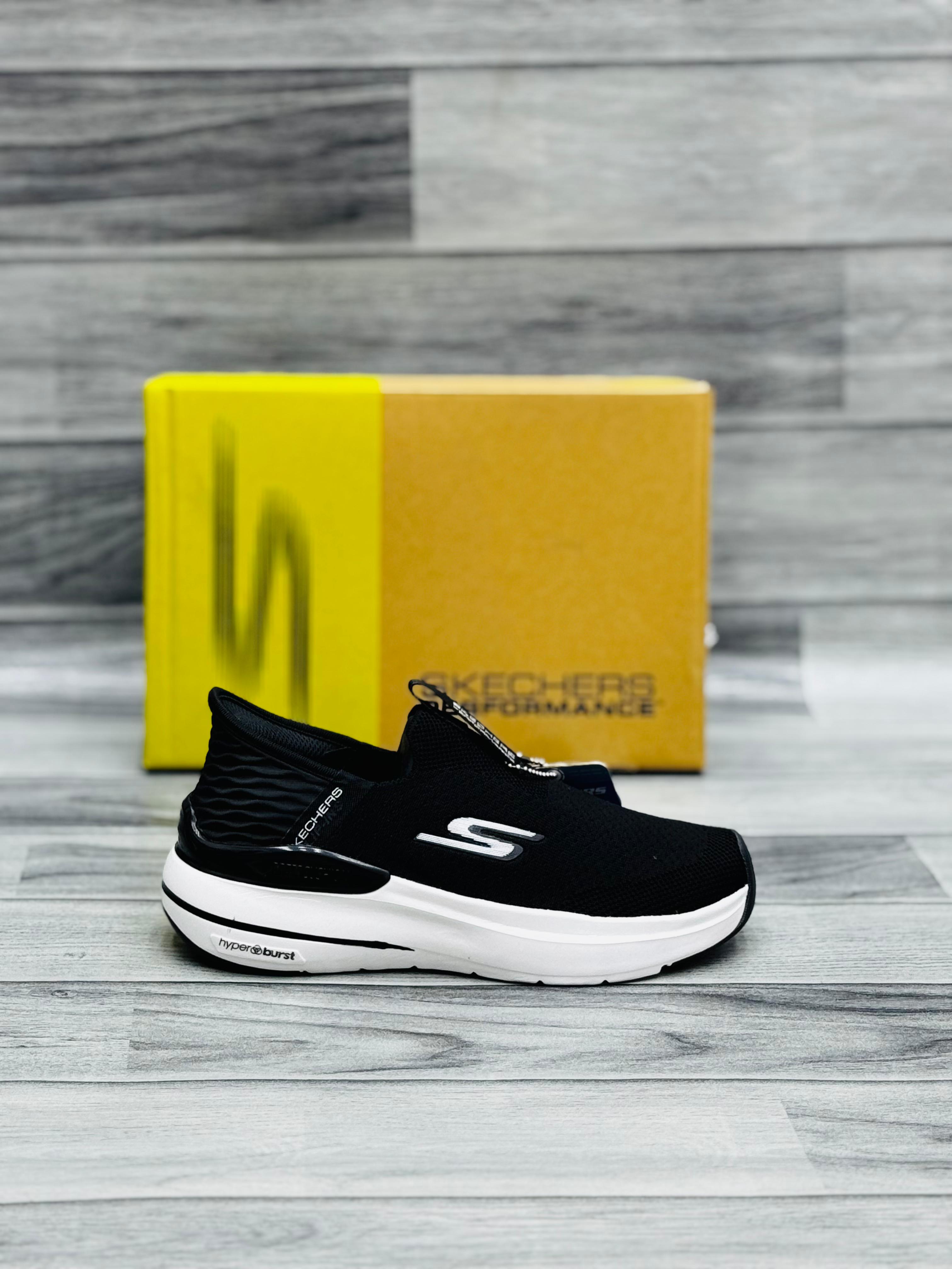 𝗦𝗸𝗲𝗰𝗵𝗲𝗿𝘀 𝗛𝘆𝗽𝗲𝗿 𝗕𝘂𝗿𝘀𝘁 – 𝗪𝗼𝗺𝗲𝗻’𝘀 𝗖𝗼𝗹𝗹𝗲𝗰𝘁𝗶𝗼𝗻 - 𝗕𝗹𝗮𝗰𝗸 𝗦𝗶𝗹𝘃𝗲𝗿