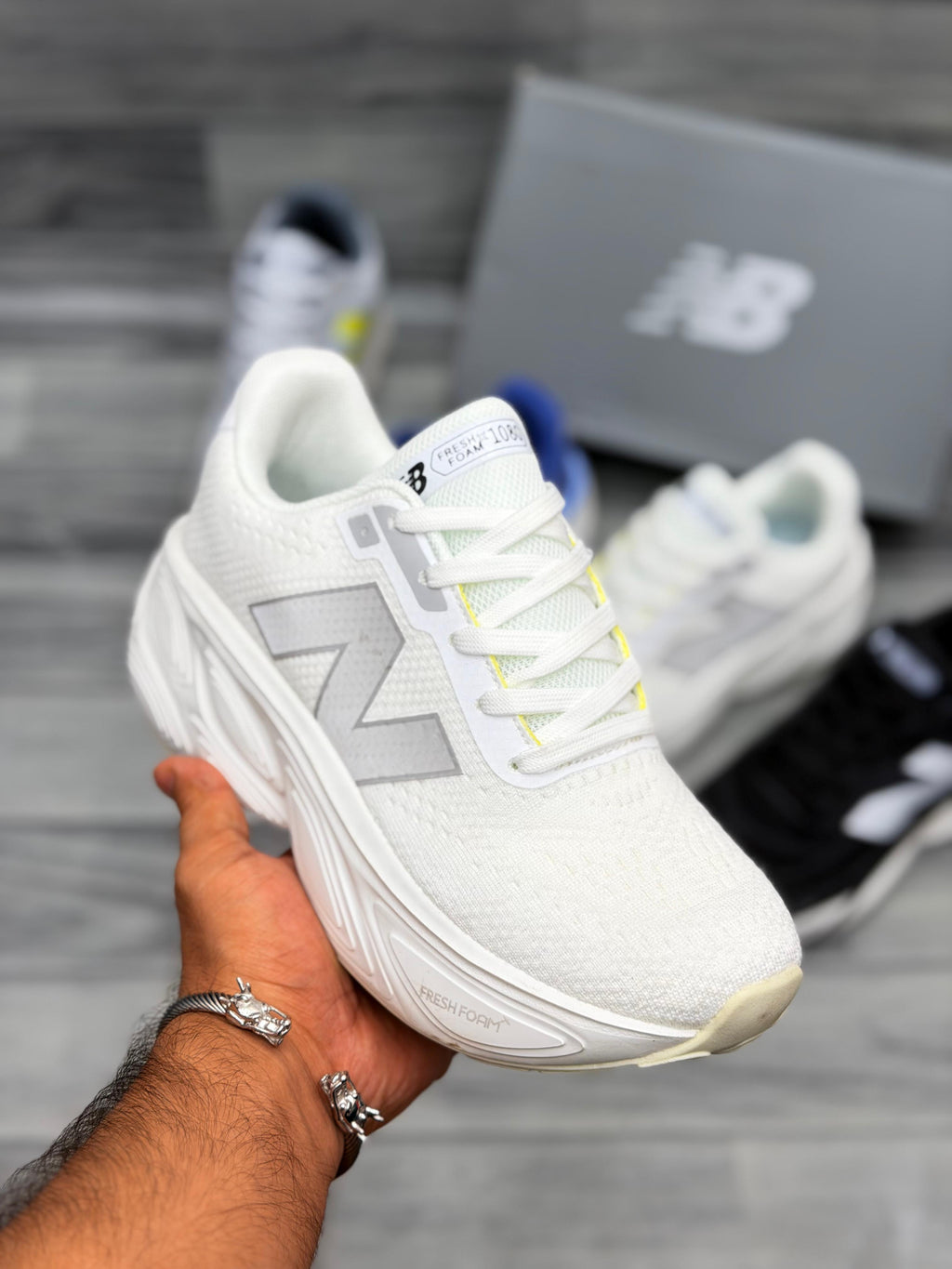 𝗡𝗲𝘄 𝗕𝗮𝗹𝗮𝗻𝗰𝗲 𝗙𝗿𝗲𝘀𝗵 𝗙𝗼𝗮𝗺 𝗫 𝟭𝟬𝟴𝟬 - 𝗪𝗵𝗶𝘁𝗲