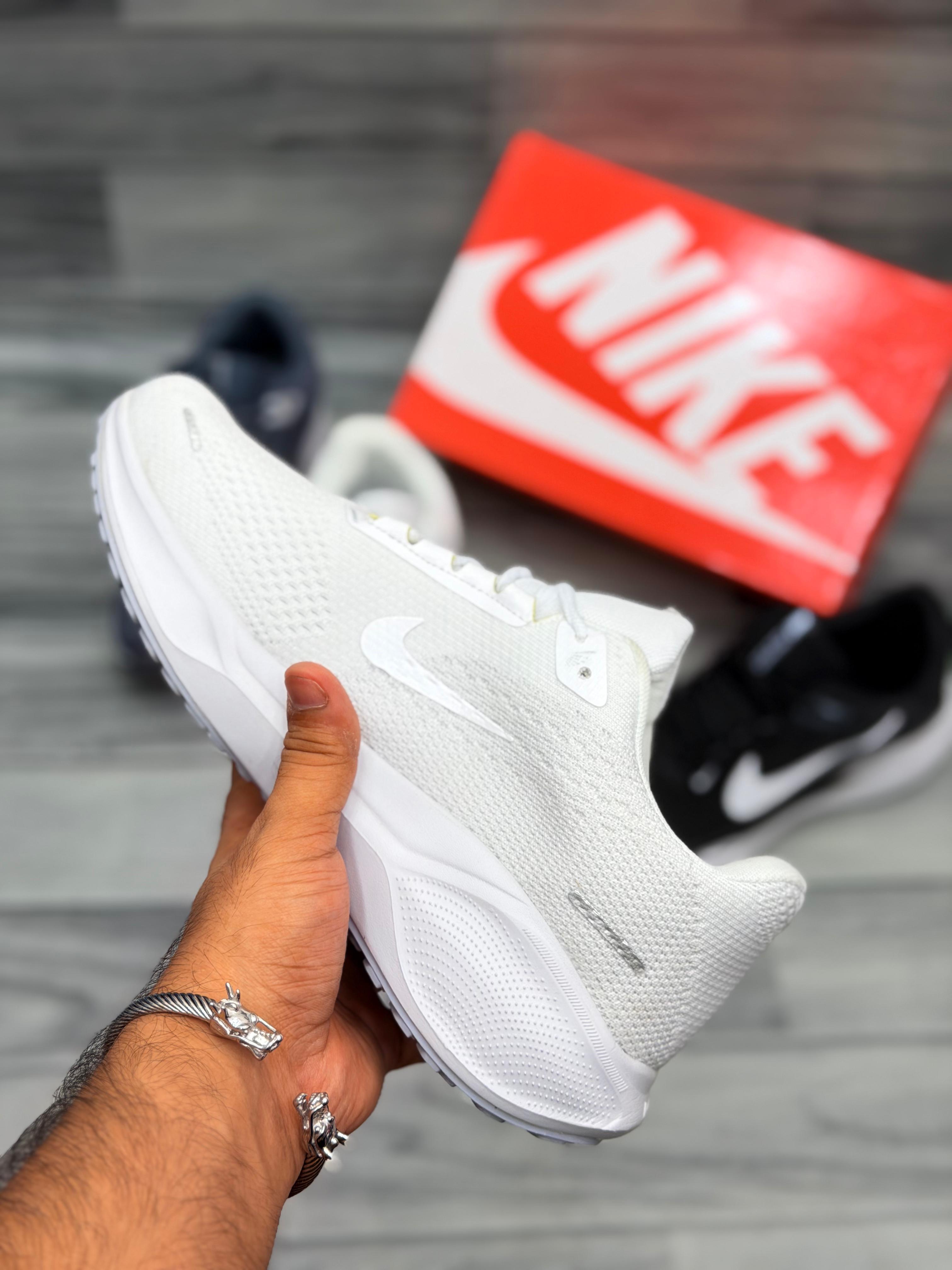 𝗡𝗶𝗸𝗲 𝗣𝗲𝗴𝗮𝘀𝘂𝘀 𝟰𝟭 - 𝗪𝗵𝗶𝘁𝗲