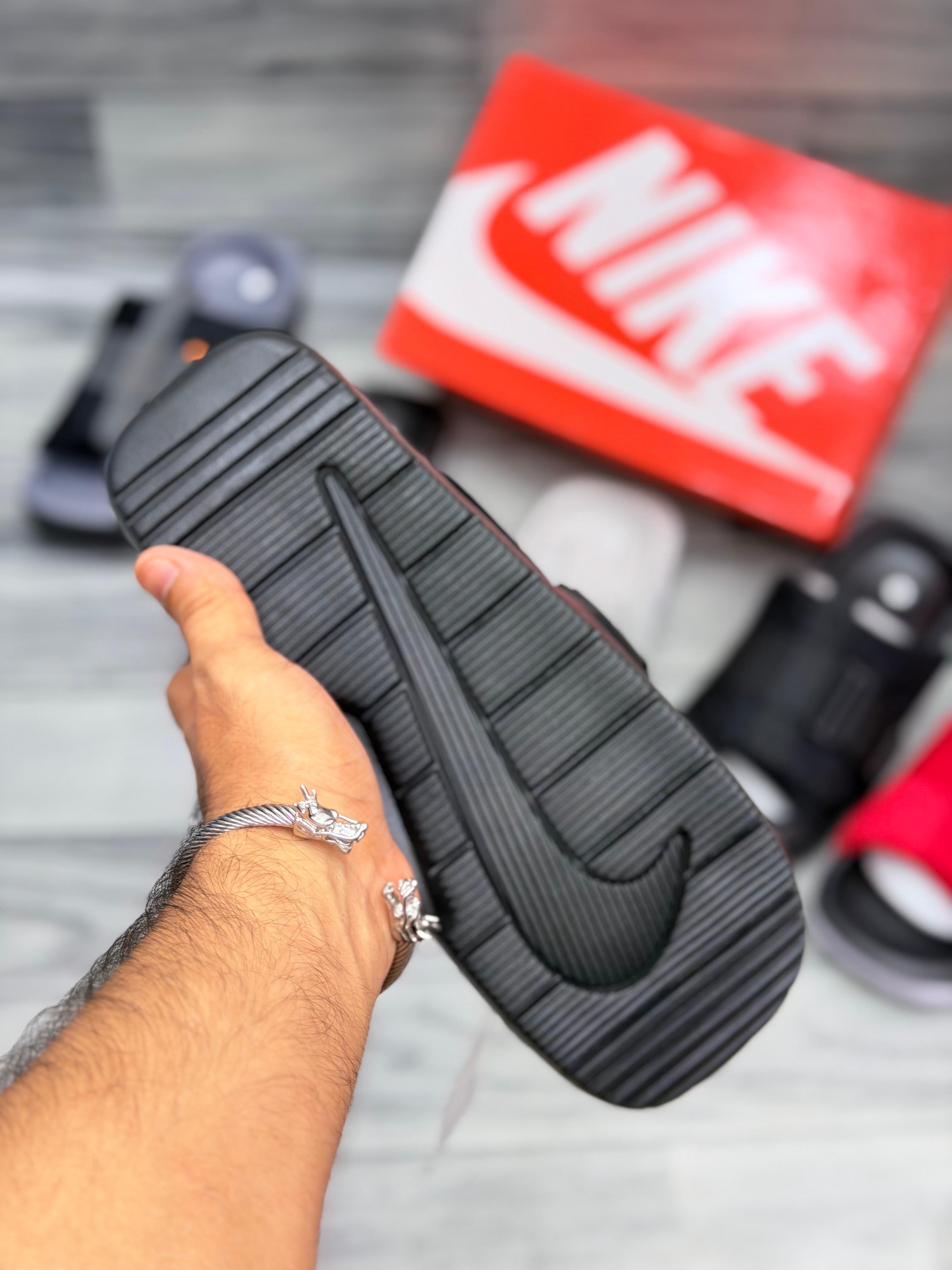 𝗡𝗶𝗸𝗲 𝗔𝘀𝘂𝗻𝗮 𝟯 𝗦𝗹𝗶𝗱𝗲𝘀 - 𝗕𝗹𝗮𝗰𝗸 - 𝗢𝗿𝗶𝗴𝗶𝗻𝗮𝗹